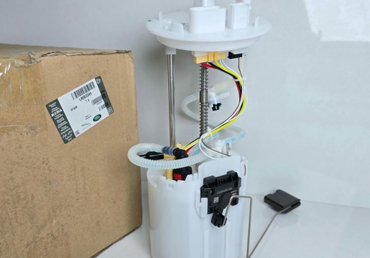 Fuel Pump LR065349 — genuine JLR part for Discovery Sport