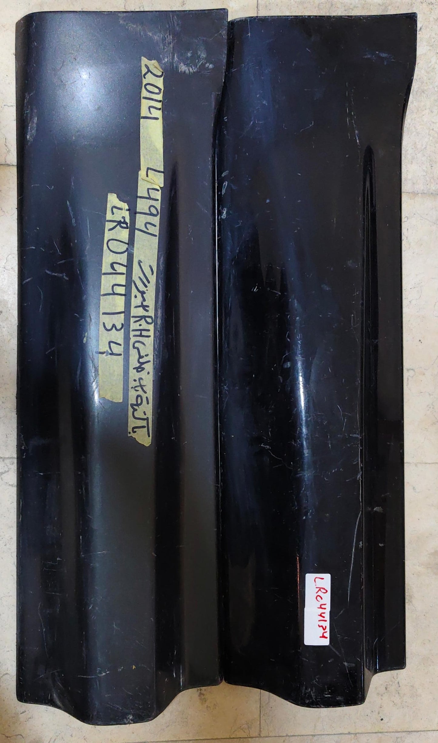 Rear right Door Moulding - USED