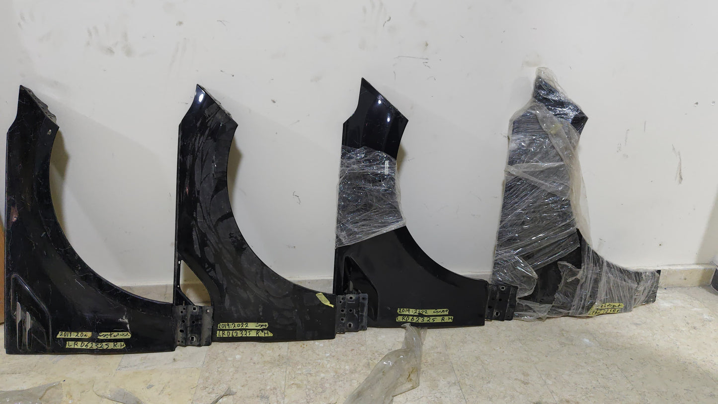 Front Fender - right - with - USED