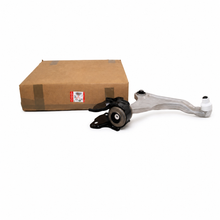 Water Pump LR098947 — genuine JLR part for Discovery Sport, E-Pace, Evoque