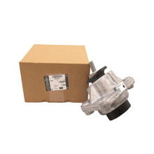 LR123914 - Engine Bracket - JLR Original