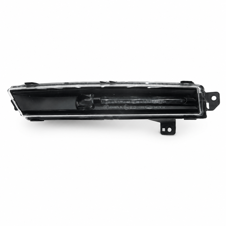 LR142093 - Fog Lamp - JLR Original