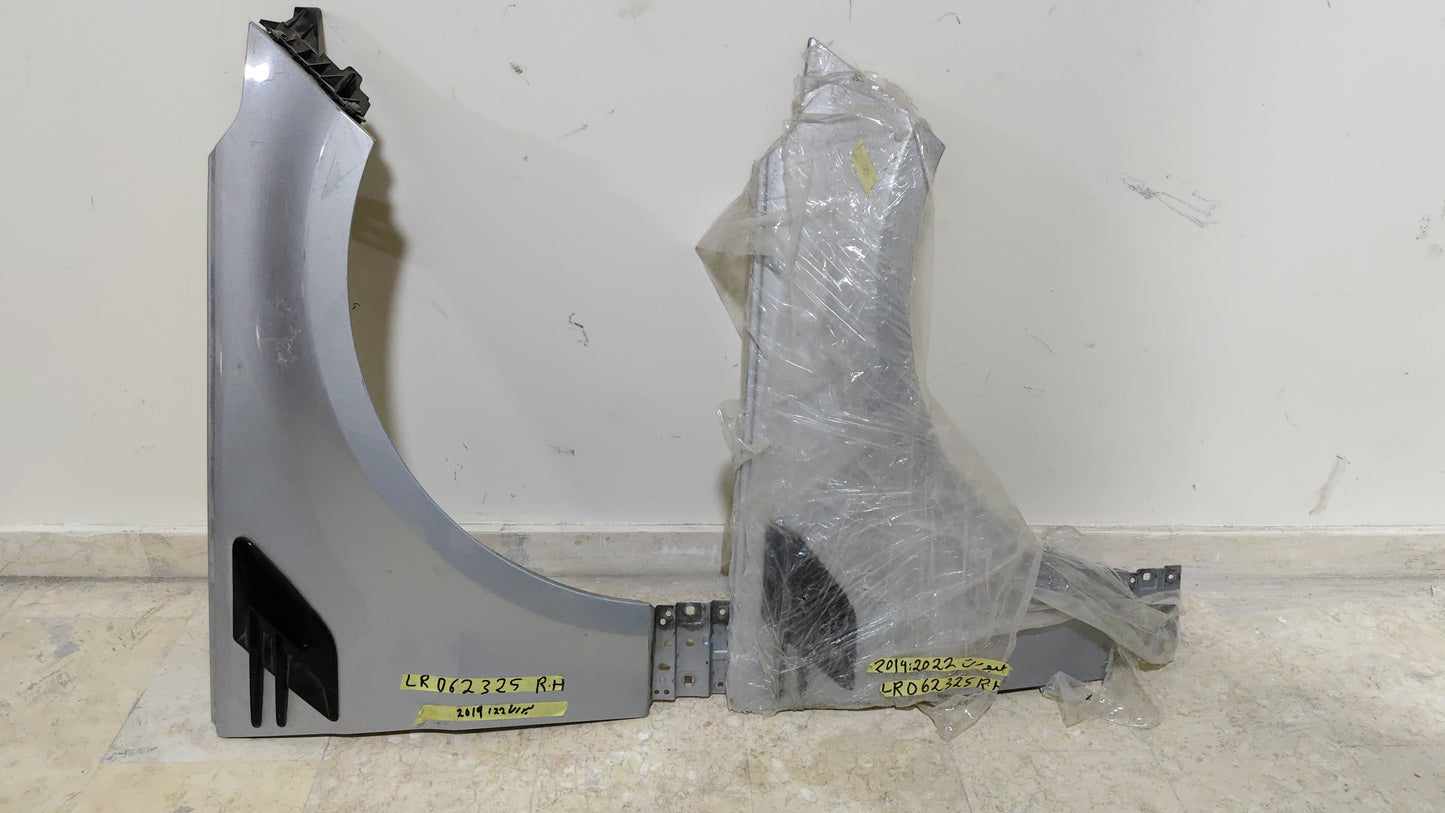 Front Fender - right - with - USED