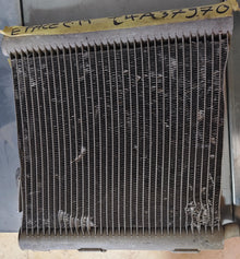 Auxiliary engine cooling radiator, right side - USED