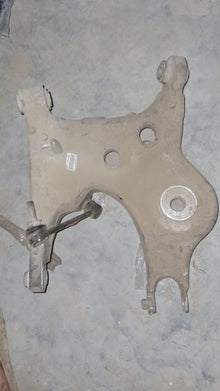REAR ARM SUSPENSION LH  USED